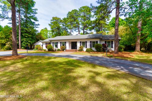 30 Dalrymple Rd, Pinehurst, NC, 28374-8820 | Card Image