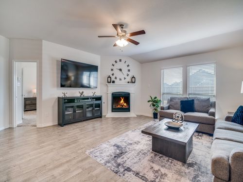 4215 Bullock Ln, Forney, TX, 75126-3384 | Card Image