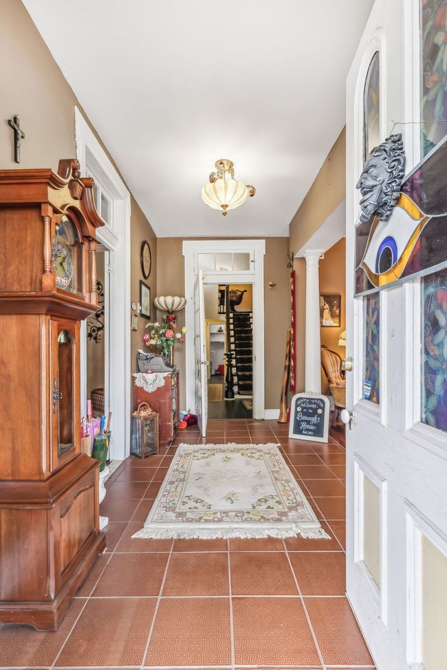 427 N Spring St, House other with 4 bedrooms, 3 bathrooms and 7 parking in Mc Minnville TN | Image 5