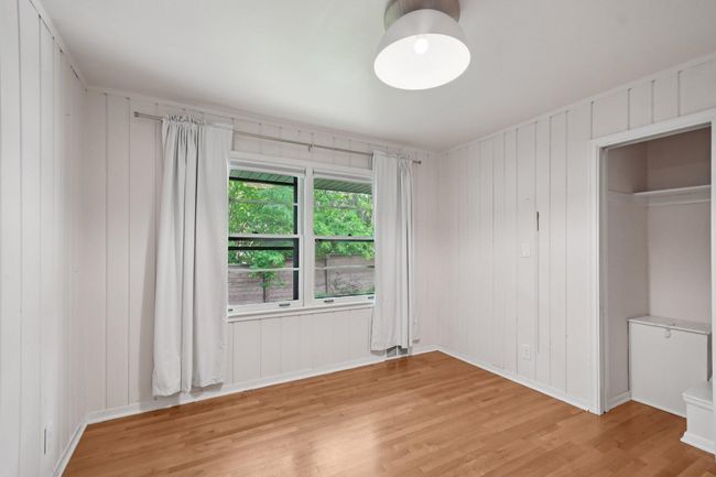 33-web-or-mls-Como Ave-1106-033.jpg | Image 24