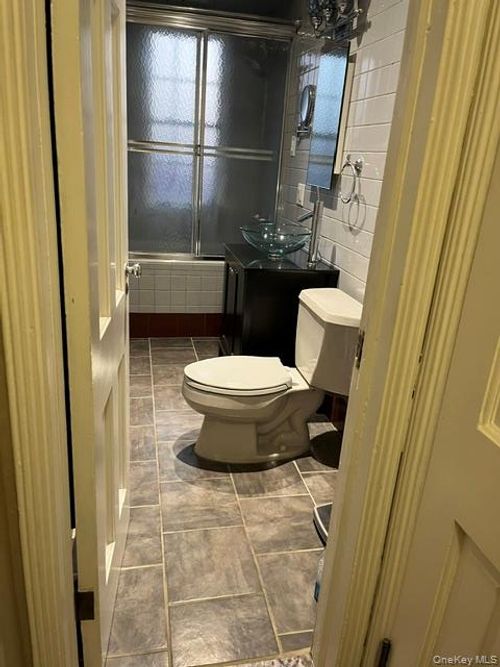 2-1270 White Plains Road, New York, NY, 10472 | Card Image