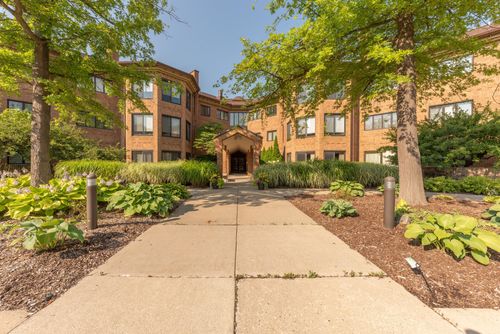 apt-103-2115 Nature Cove Ct, Ann Arbor, MI, 48104-4977 | Card Image