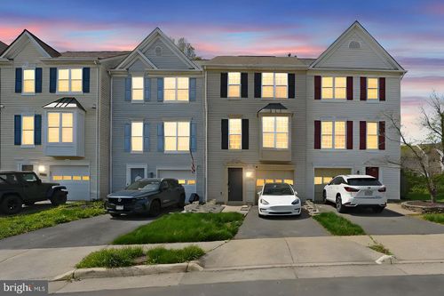 5982 Manorwood Dr, CENTREVILLE, VA, 20120-1660 | Card Image