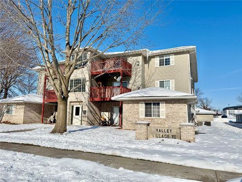 624 Kimberlite St, Tiffin, IA, 52340-9216 | Card Image