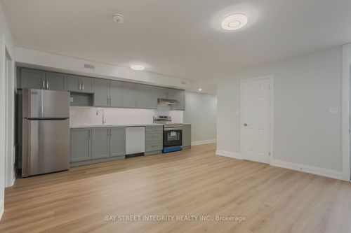 bsm-19 D'Arcy St, Toronto, ON, M5T1J8 | Card Image