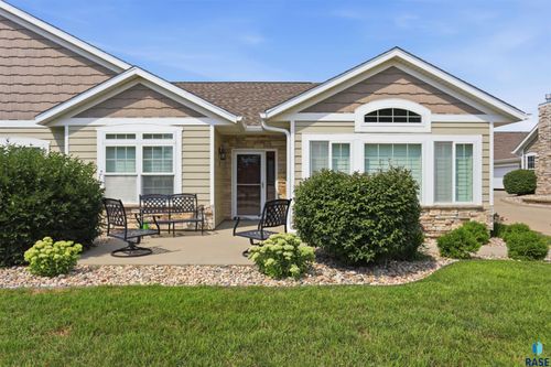 5519 E Eastbridge Pl, Sioux Falls, SD, 57110-2814 | Card Image