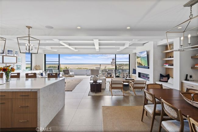 2148 E Oceanfront, House other with 5 bedrooms, 5 bathrooms and 3 parking in Newport Beach CA | Image 4