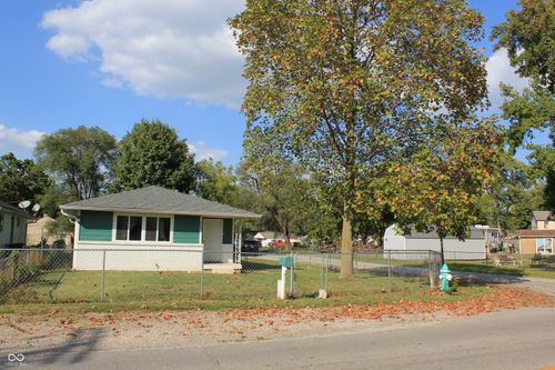 3902 W Mooresville Rd, Indianapolis, IN, 46221-2358 | Card Image