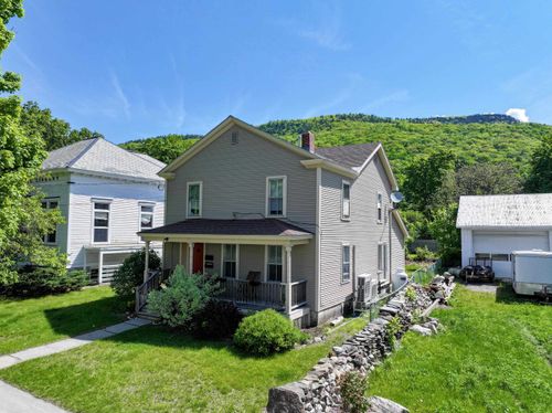 38 North St, Bristol, VT, 05443-1207 | Card Image