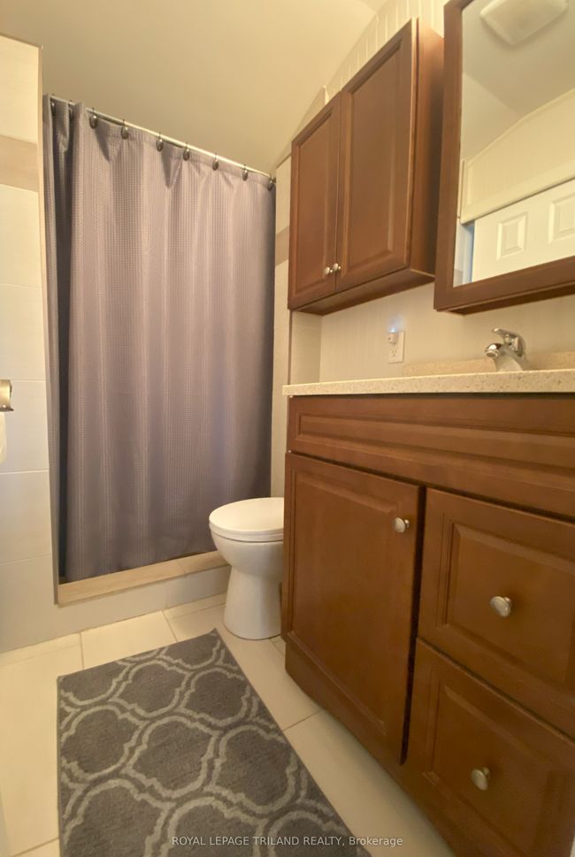2 - 9951 Northville Cres, Home with 2 bedrooms, 1 bathrooms and 2 parking in Thedford ON | Image 34