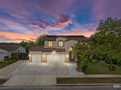901 Cabernet Dr, Wasco, CA, 93280-3122 | Card Image
