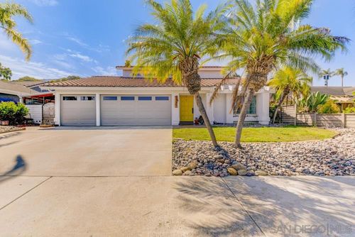 2735 Waterbury Way, Carlsbad, CA, 92010 | Card Image