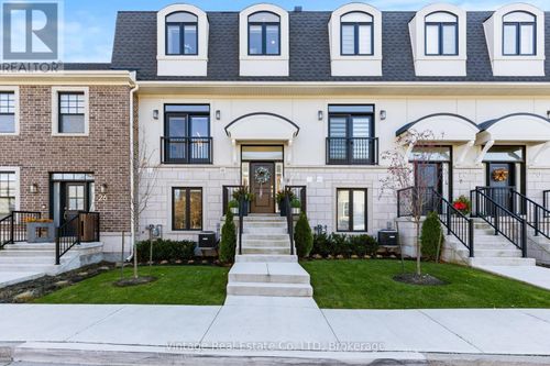 24 Willow Bank Common, St Catharines, ON, L2S4C8 | Card Image