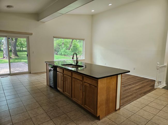 Kitchen | Image 6
