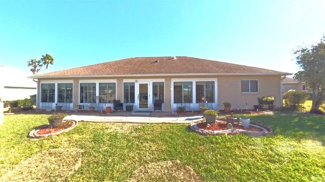 Back Lawn/Patio | Image 33