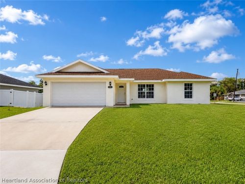 4200 Mercedes St, Sebring, FL, 33872-2749 | Card Image