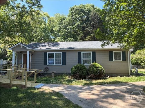 230 Glendale Dr, Hartwell, GA, 30643-1005 | Card Image