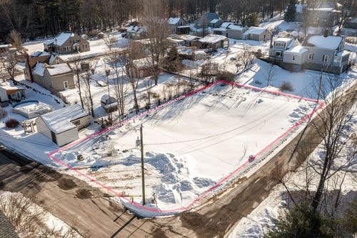 21 Saint Anthonys Rd, Sanbornville, NH, 03872-4402 | Card Image