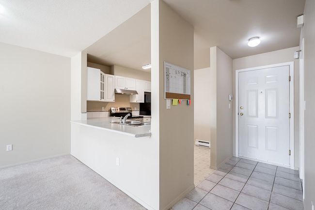 208 - 15130 108 Avenue, Condo with 2 bedrooms, 2 bathrooms and 1 parking in Surrey BC | Image 7