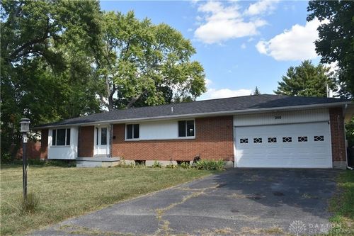 208 Eppington Dr, Trotwood, OH, 45426-2729 | Card Image