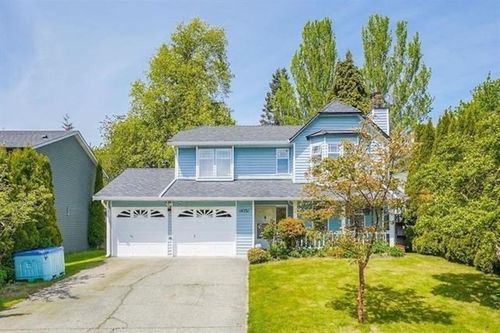 14751 89a Ave, Surrey, BC, V3R7Z9 | Card Image