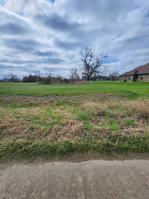 1549 Quarter Horse Trl, Angleton, TX, 77515-8030 | Card Image
