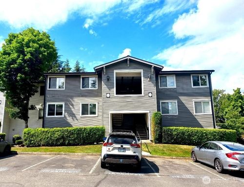 e205-15415 35th Ave W, Lynnwood, WA, 98087-8467 | Card Image