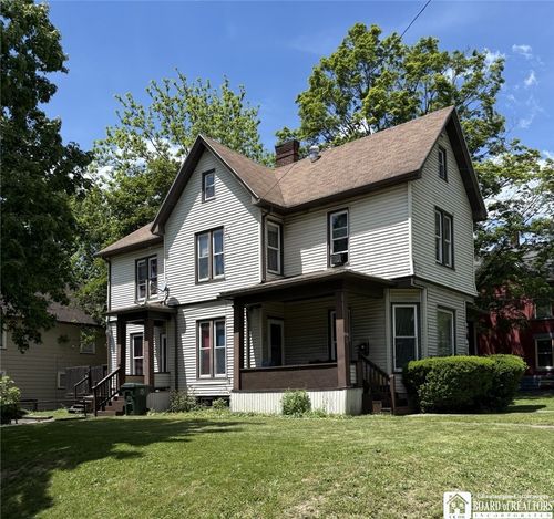 1027 N Main St, Jamestown, NY, 14701-3364 | Card Image