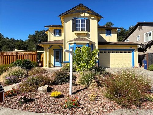 121 Zinfandel Ct, Cloverdale, CA, 95425-3682 | Card Image