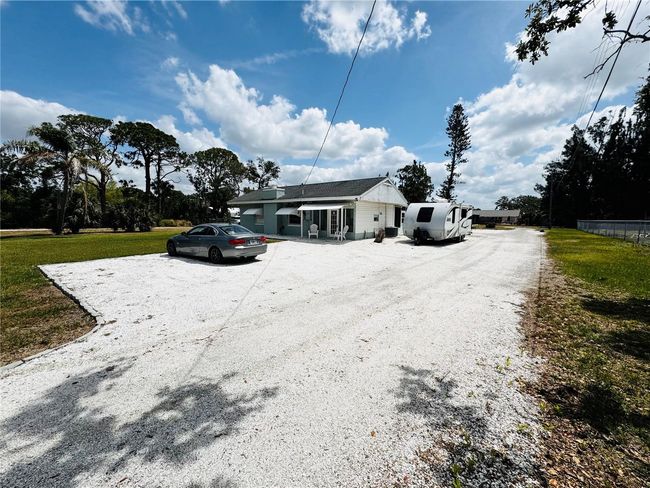 612 Shore Rd, House other with 2 bedrooms, 2 bathrooms and null parking in NOKOMIS FL | Image 5