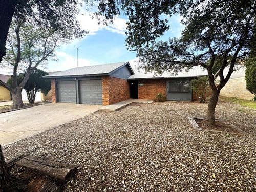 107 N Dewberry Dr, Midland, TX, 79703-6001 | Card Image