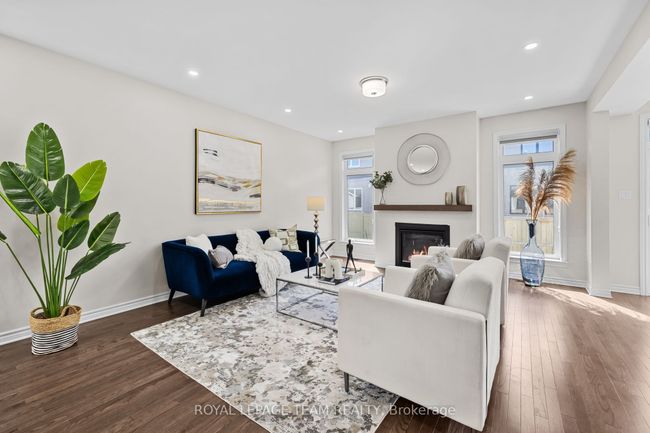 908 Echinacea Row, House other with 4 bedrooms, 4 bathrooms and 4 parking in Nepean ON | Image 8