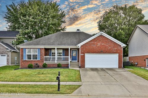 154 Woodfield Cir, Shelbyville, KY, 40065-8891 | Card Image