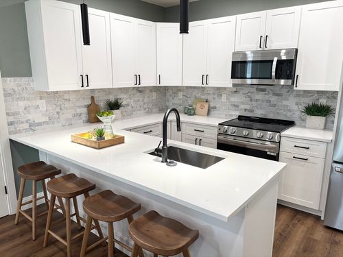 unit-204-1391 Main St, Walpole, MA, 02081-1768 | Card Image