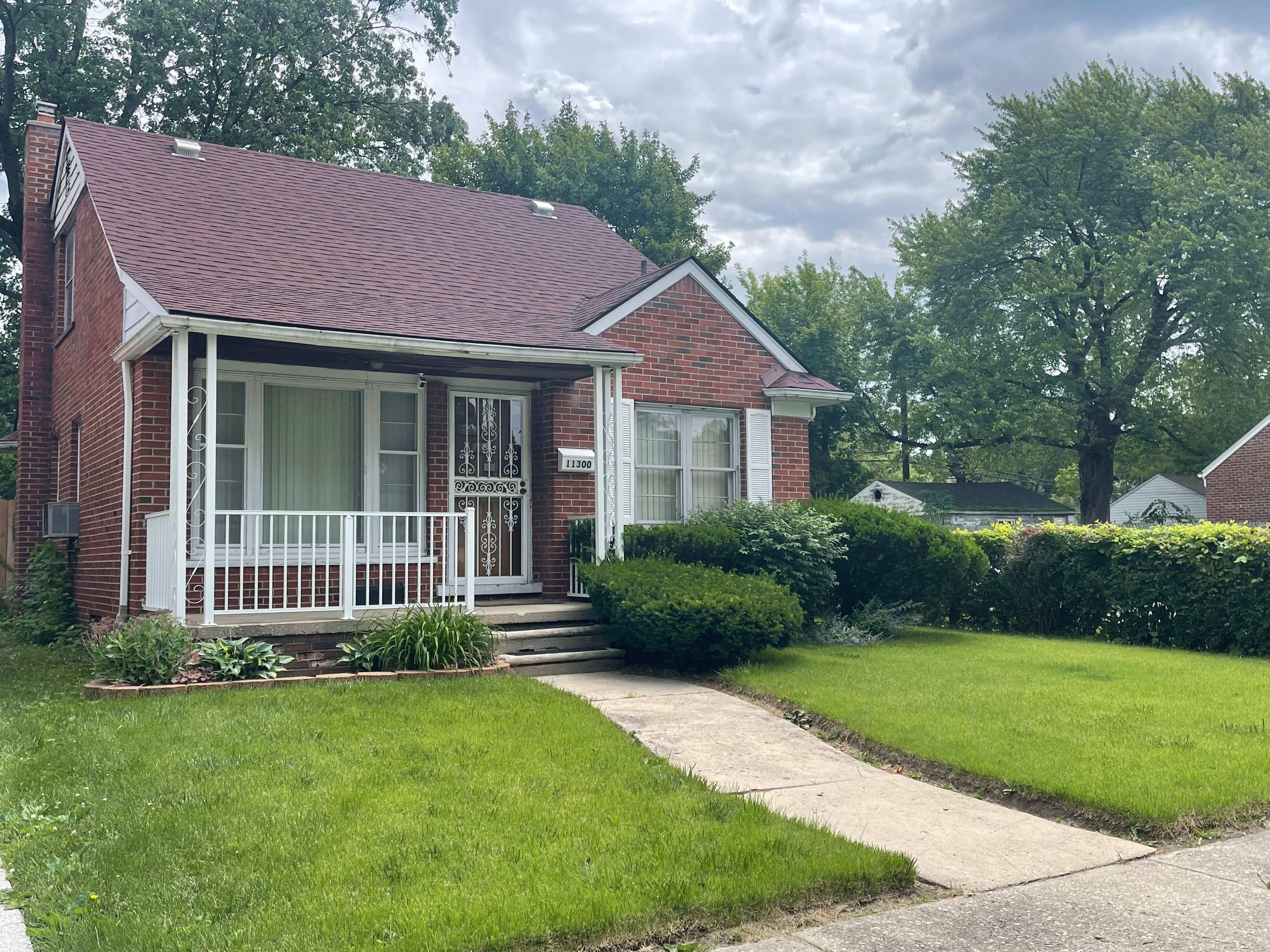 Bramell , Redford, MI 48239