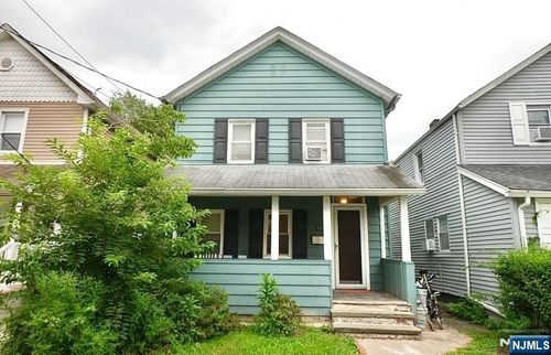 13 Thomas St, Bloomfield, NJ, 07003-2327 | Card Image
