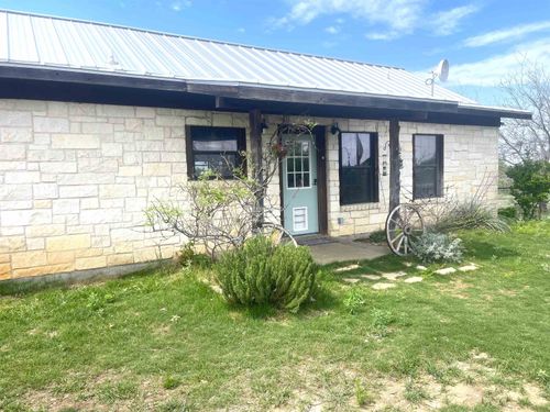 127 Offer Ln, Llano, TX, 78643-9502 | Card Image