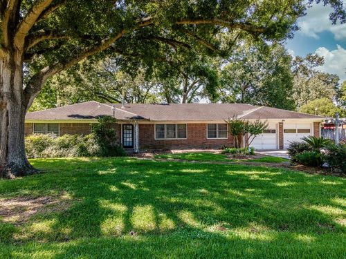 718 Nelson St, Crosby, TX, 77532-8813 | Card Image