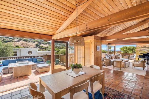 1346 Cerritos Dr, Laguna Beach, CA, 92651-2817 | Card Image