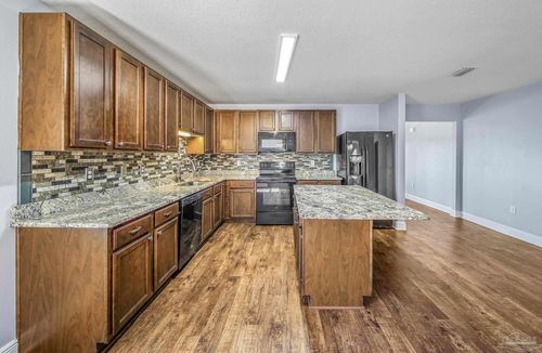 6052 Whisper Creek Blvd, Milton, FL, 32570-1102 | Card Image