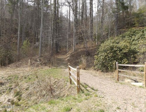 304 Honeymoon Holw, Butler, TN, 37640 | Card Image