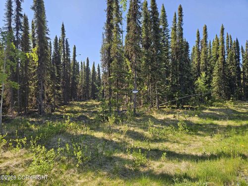 34831 Laura Ln, Soldotna, AK, 99669-8827 | Card Image