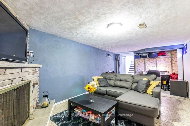 58 Gail St, House other with 3 bedrooms, 2 bathrooms and 3 parking in Cambridge ON | Image 28