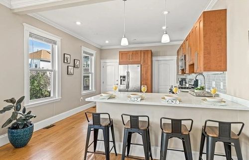 2-52 Stanley Ave, Medford, MA, 02155-5618 | Card Image