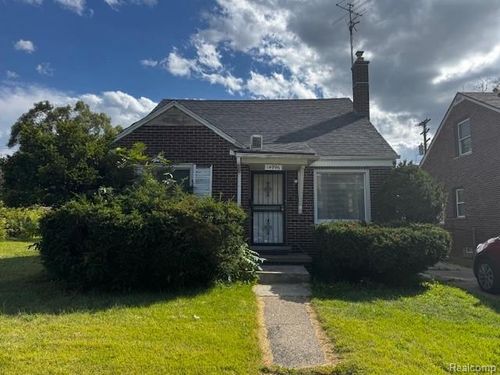 14996 Tacoma St, Detroit, MI, 48205-1924 | Card Image