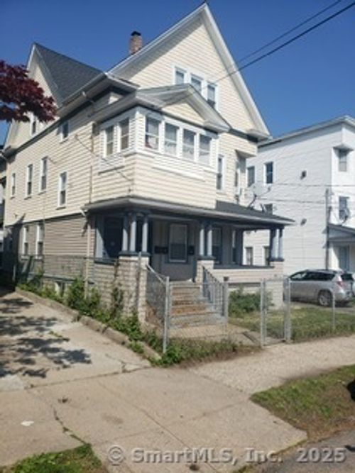 42-40-42 Hansen Ave, Bridgeport, CT, 06605-2501 | Card Image