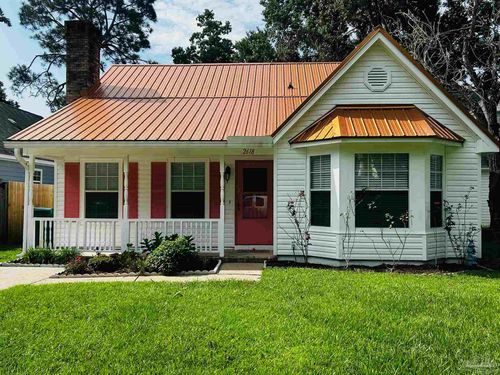 2618 Windsor Ln N, Fort Walton Beach, FL, 32547-6841 | Card Image