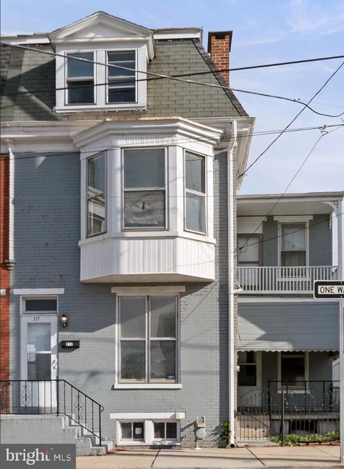 217 E King, YORK, PA, 17403 | Card Image