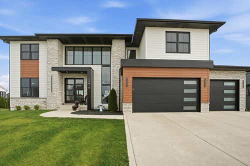 13410 Camas Dr, Saint John, IN, 46373-8036 | Card Image
