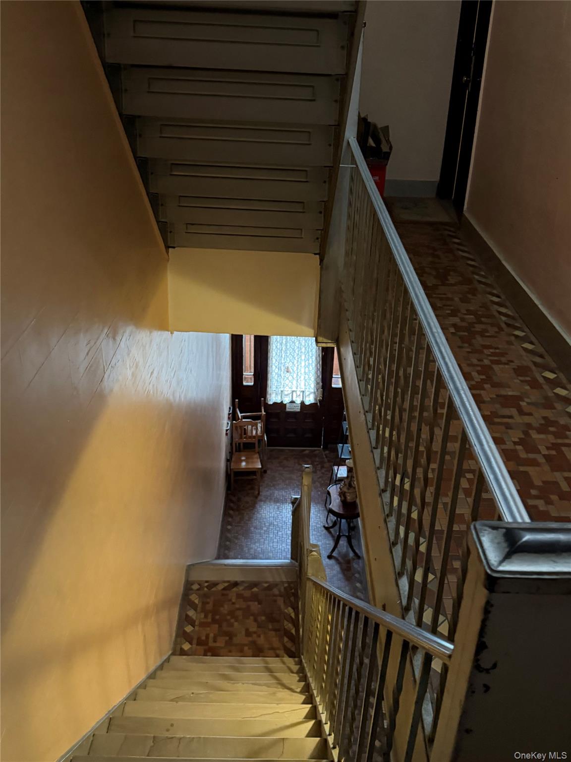 Commercial Sale in New York 4